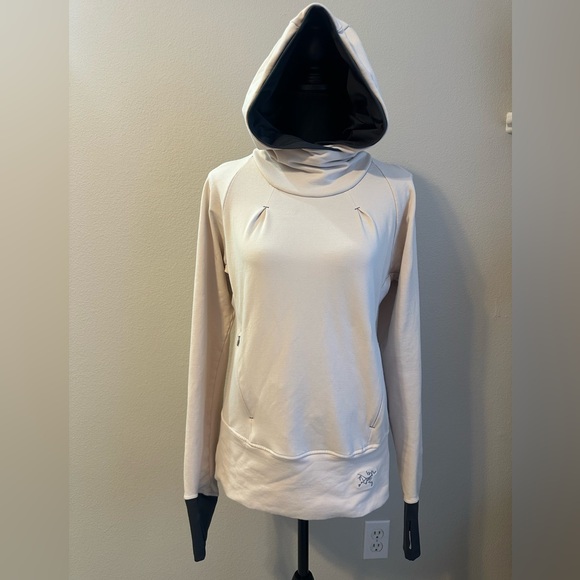 Arc'teryx Women's Cream Hoodie - Picture 1 of 11